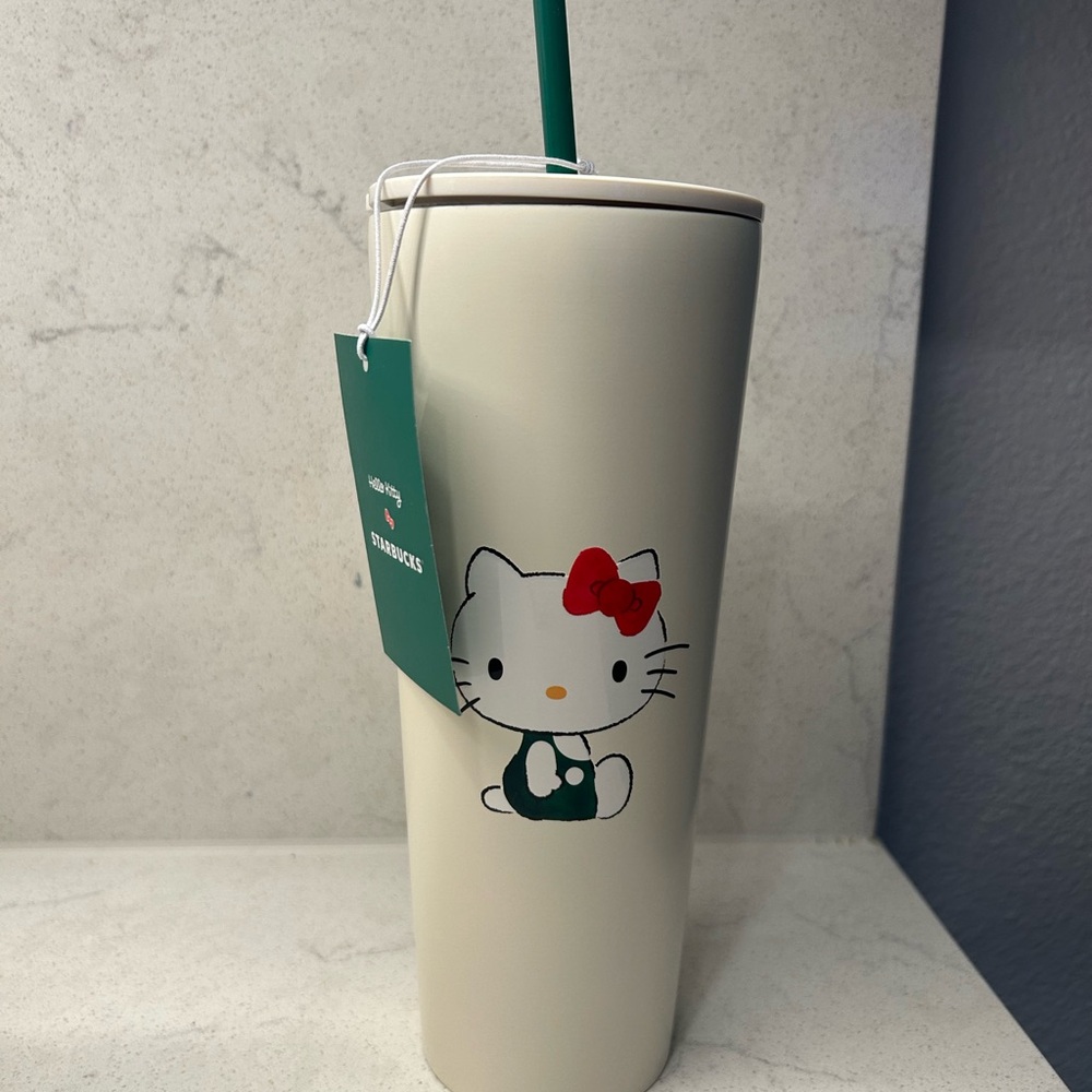 Hello kitty x Starbucks tumbler
